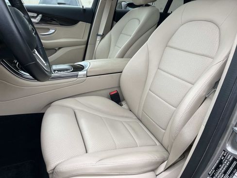 Certified 2021 Mercedes-Benz GLC 300 image 23