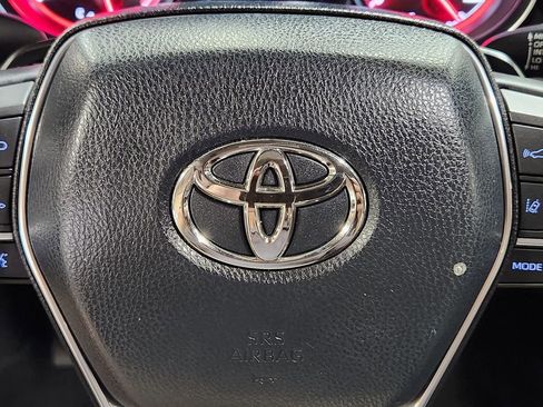 Used 2018 Toyota Camry XSE w/ Driver Assist Package image 49