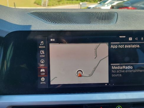 Used 2019 BMW 330i Sedan RWD image 17