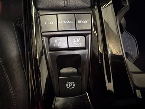 Used 2025 Toyota Camry XSE w/ Premium Package AWD/4WD image 22
