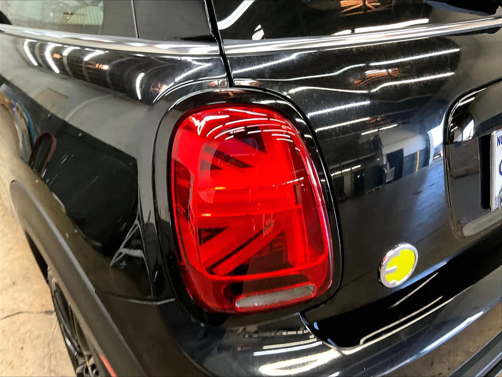 Used 2024 MINI Cooper SE FWD image 33