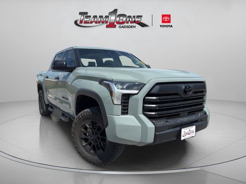Used 2024 Toyota Tundra SR5 w/ SR5 Convenience Package image 1