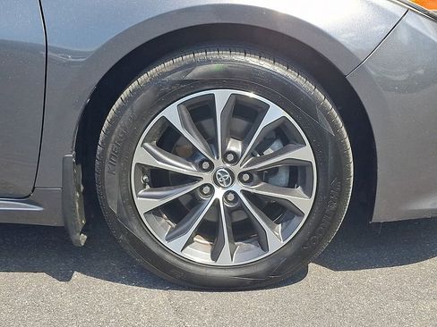 Used 2016 Toyota Avalon XLE Premium FWD image 8