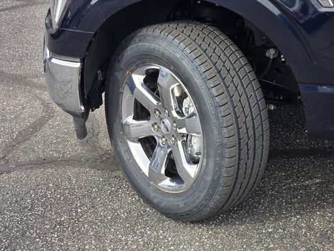 Used 2023 Ford F150 Lariat w/ Trailer Tow Package image 26