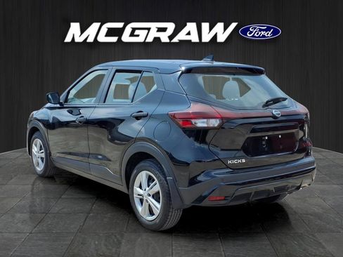 Used 2024 Nissan Kicks S FWD image 9