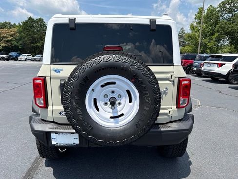 New 2026 Ford Bronco Heritage Edition AWD/4WD image 33