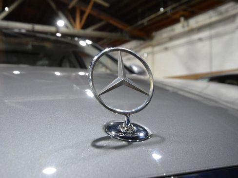 Used 2015 Mercedes-Benz S 550 4MATIC Sedan image 3