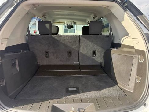 Used 2015 GMC Terrain SLE image 16