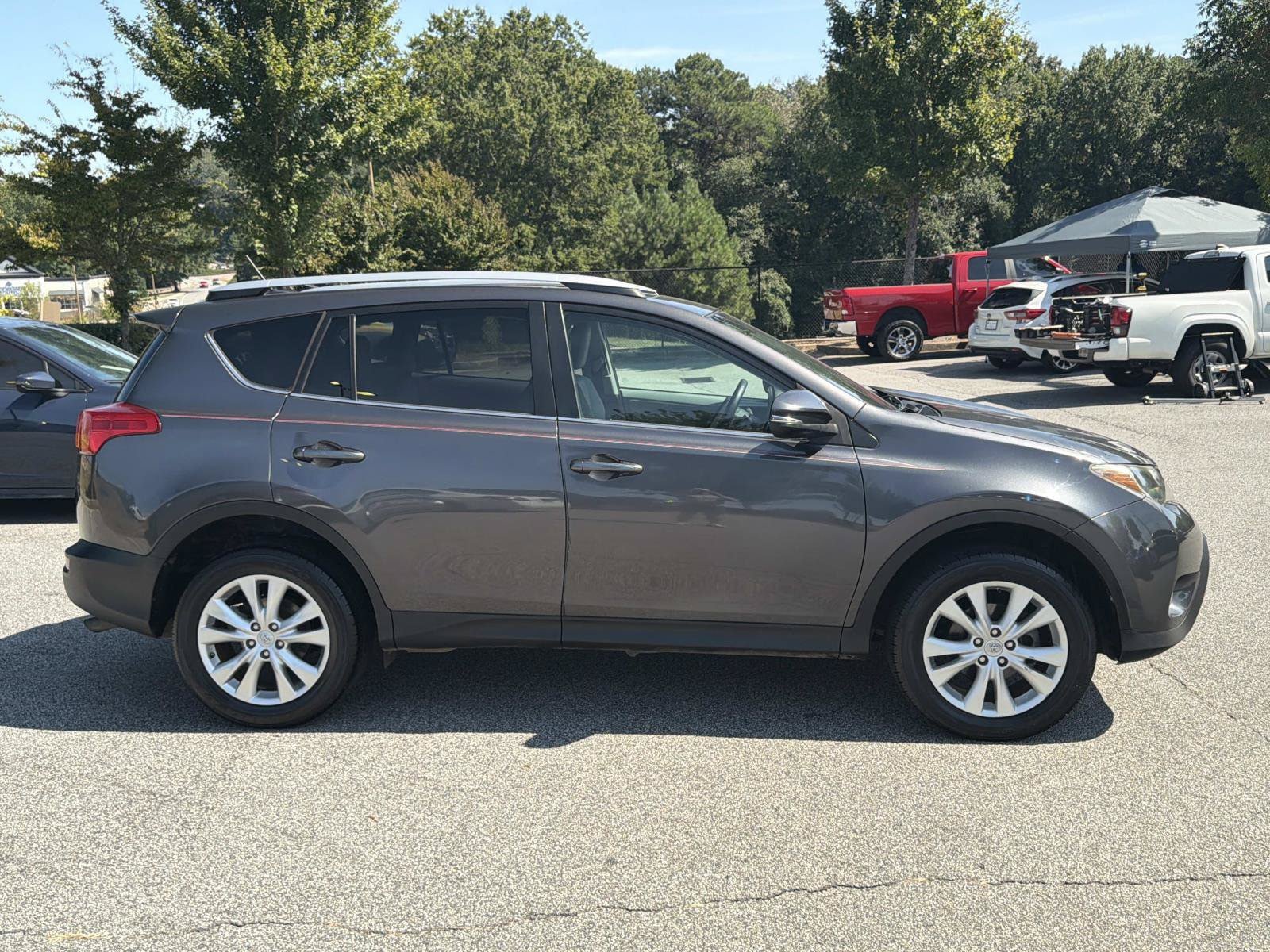 Used 2013 Toyota RAV4 Limited AWD/4WD image 10