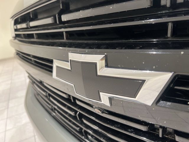Used 2024 Chevrolet Tahoe RST w/ Luxury Package AWD/4WD image 32