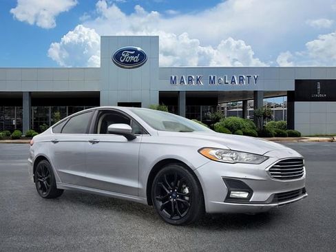 Certified 2020 Ford Fusion SE w/ Equipment Group 151A FWD image 7