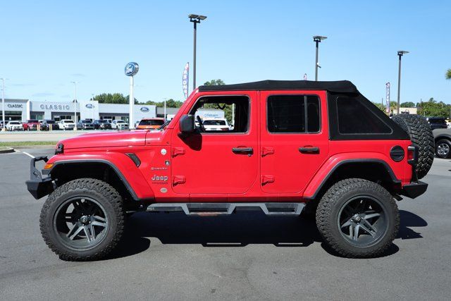 Used 2019 Jeep Wrangler Unlimited Sahara AWD/4WD image 5