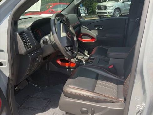 Used 2024 Nissan Frontier PRO-4X w/ Pro Premium Package AWD/4WD image 13