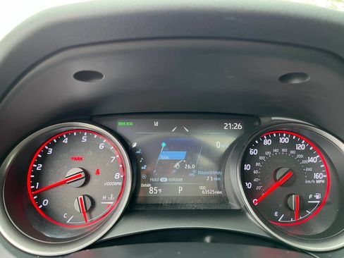 Used 2021 Toyota Camry XSE FWD image 17