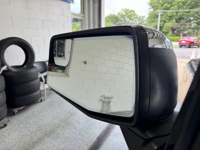 Used 2024 GMC Sierra 1500 SLT AWD/4WD image 23