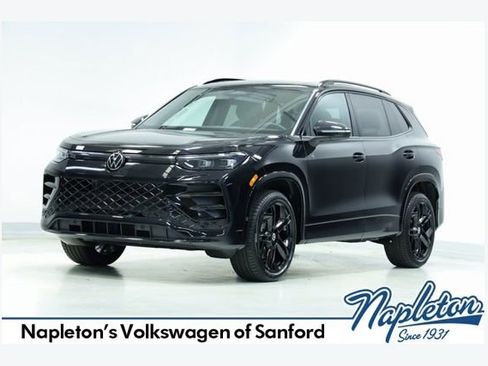 New 2026 Volkswagen Tiguan SE R-Line AWD/4WD image 1