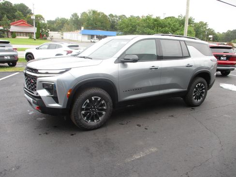 New 2026 Chevrolet Traverse Z71 w/ Driver Confidence Package image 7