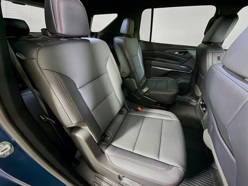 Used 2026 Chevrolet Traverse Z71 w/ Driver Confidence Package AWD/4WD image 24