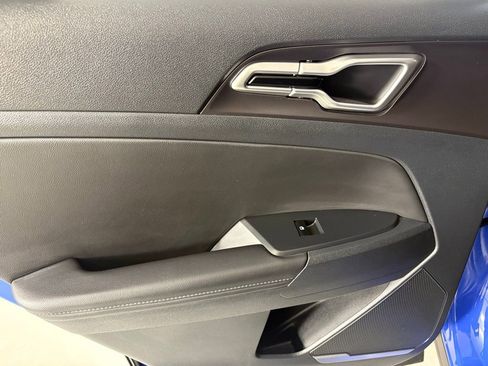 New 2026 Kia Sportage EX image 34