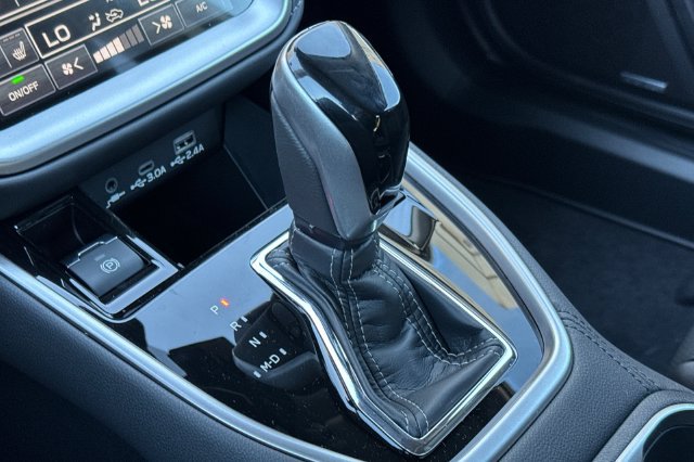 New 2025 Subaru Outback Touring AWD/4WD image 19
