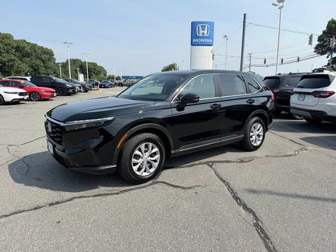 Used 2025 Honda CR-V LX image 1