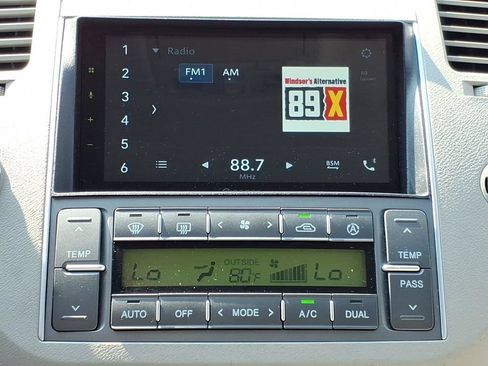 Used 2006 Hyundai Azera Limited FWD image 16