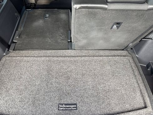 Used 2021 Volkswagen Atlas SE w/ Panoramic Sunroof Package image 16