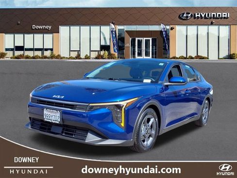 Used 2025 Kia K4 FWD image 1
