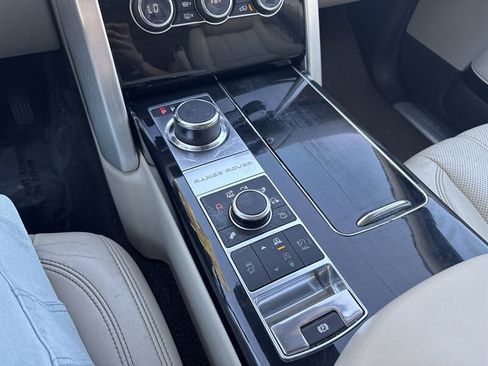 Used 2013 Land Rover Range Rover HSE AWD/4WD image 47