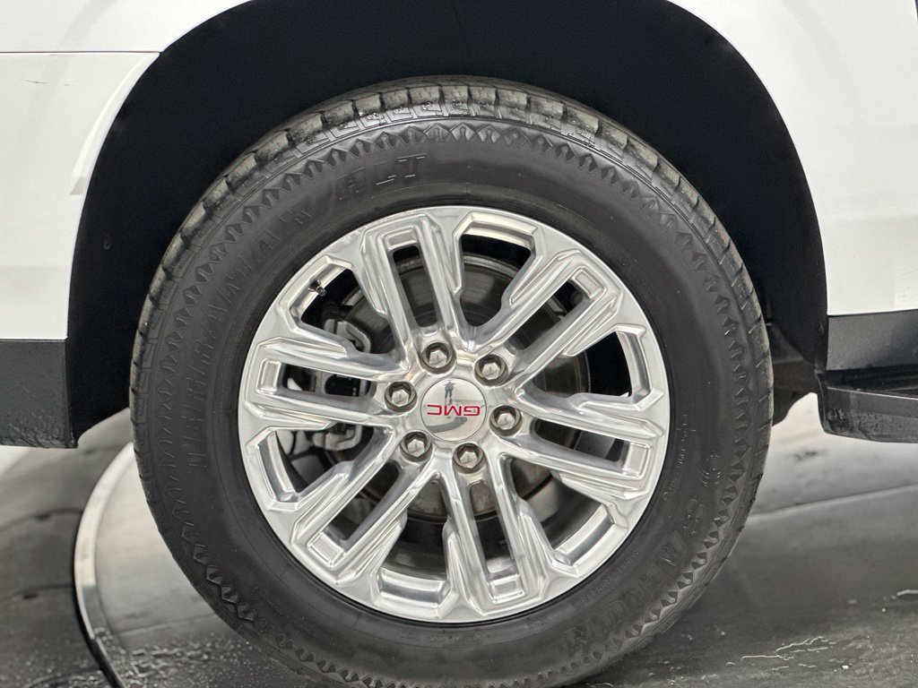 Certified 2024 GMC Yukon XL SLT RWD image 28