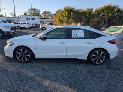 Used 2025 Honda Civic Sport Touring image 7