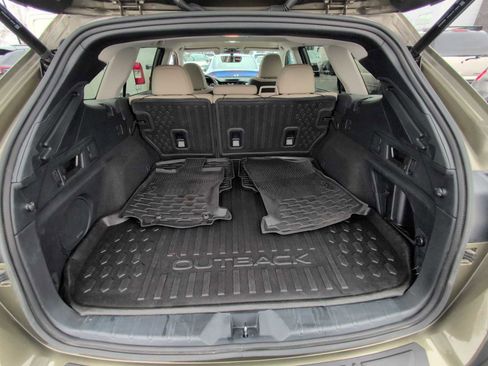 Certified 2022 Subaru Outback Limited image 34