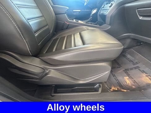 Used 2019 Ford Escape SEL image 26