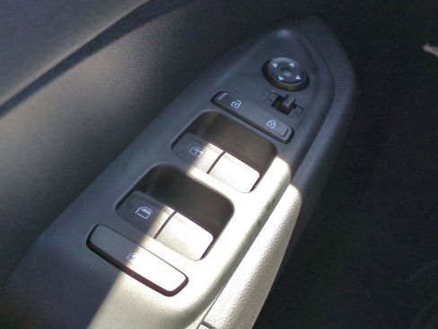 New 2026 Hyundai Venue SE FWD image 23