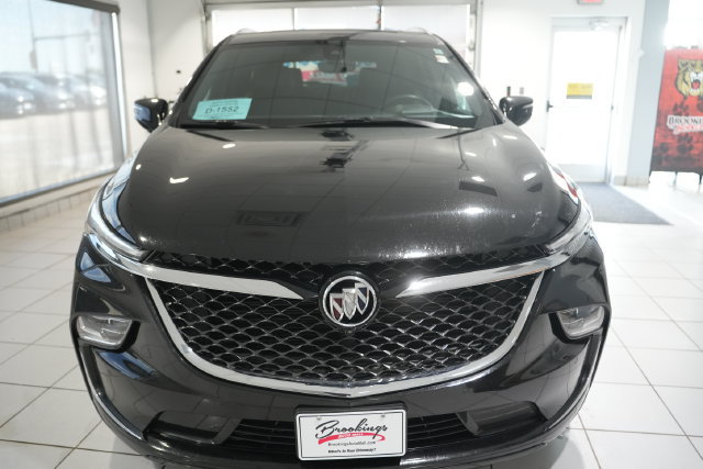 Used 2024 Buick Enclave Avenir w/ Avenir Technology Package AWD/4WD image 6