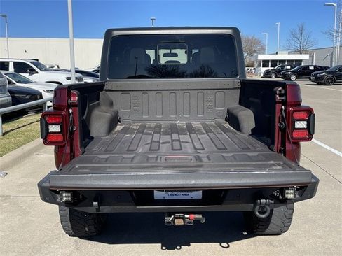 Used 2021 Jeep Gladiator Willys image 28