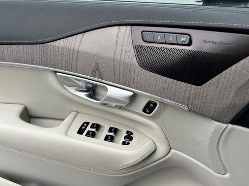 Certified 2023 Volvo XC90 B6 Ultimate w/ Protection Package Premier image 36