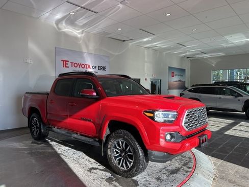 Used 2021 Toyota Tacoma 4x4 Double Cab image 1