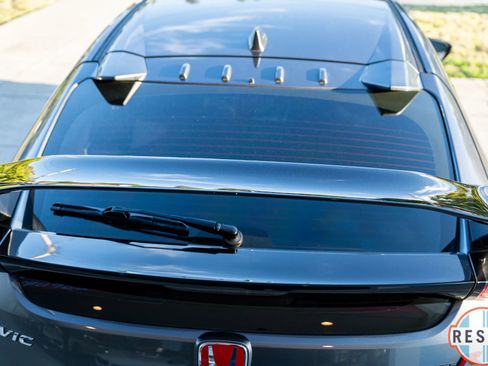 Used 2019 Honda Civic Type R image 22