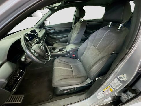 Used 2025 Honda Accord Sport image 13