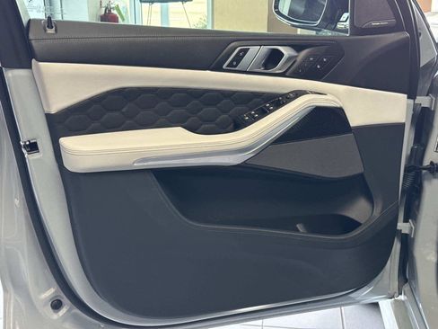 Certified 2025 BMW X5 M Competition w/ Executive Package image 18