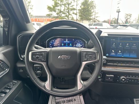 Used 2024 Chevrolet Silverado 1500 RST image 15