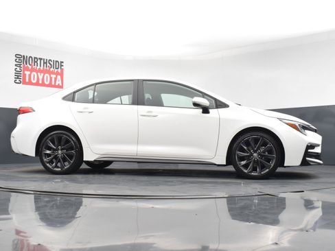 Used 2023 Toyota Corolla SE FWD image 28