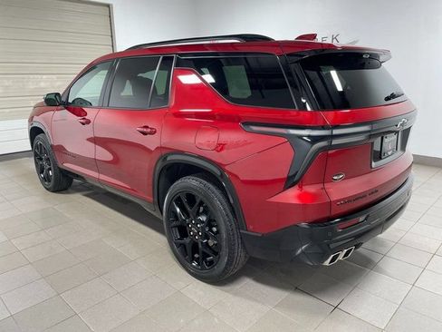 Used 2024 Chevrolet Traverse RS w/ LPO, Floor Liner Package AWD/4WD image 4