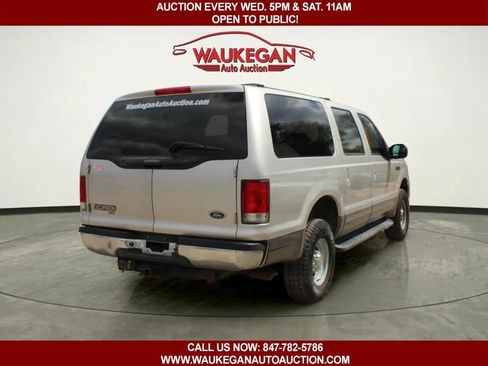 Used 2002 Ford Excursion XLT AWD/4WD image 5