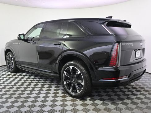 New 2026 Cadillac Escalade IQ Sport 1 w/ LPO, Floor Liner Package AWD/4WD image 3