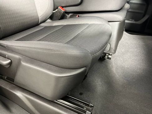 Certified 2024 Chevrolet Silverado 2500 Custom w/ Custom Value Package AWD/4WD image 8