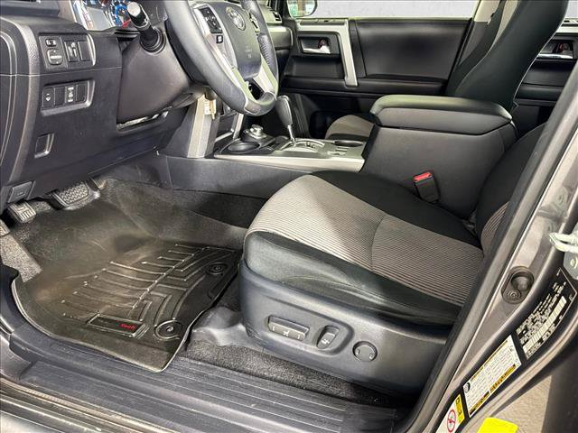 Used 2018 Toyota 4Runner SR5 AWD/4WD image 9
