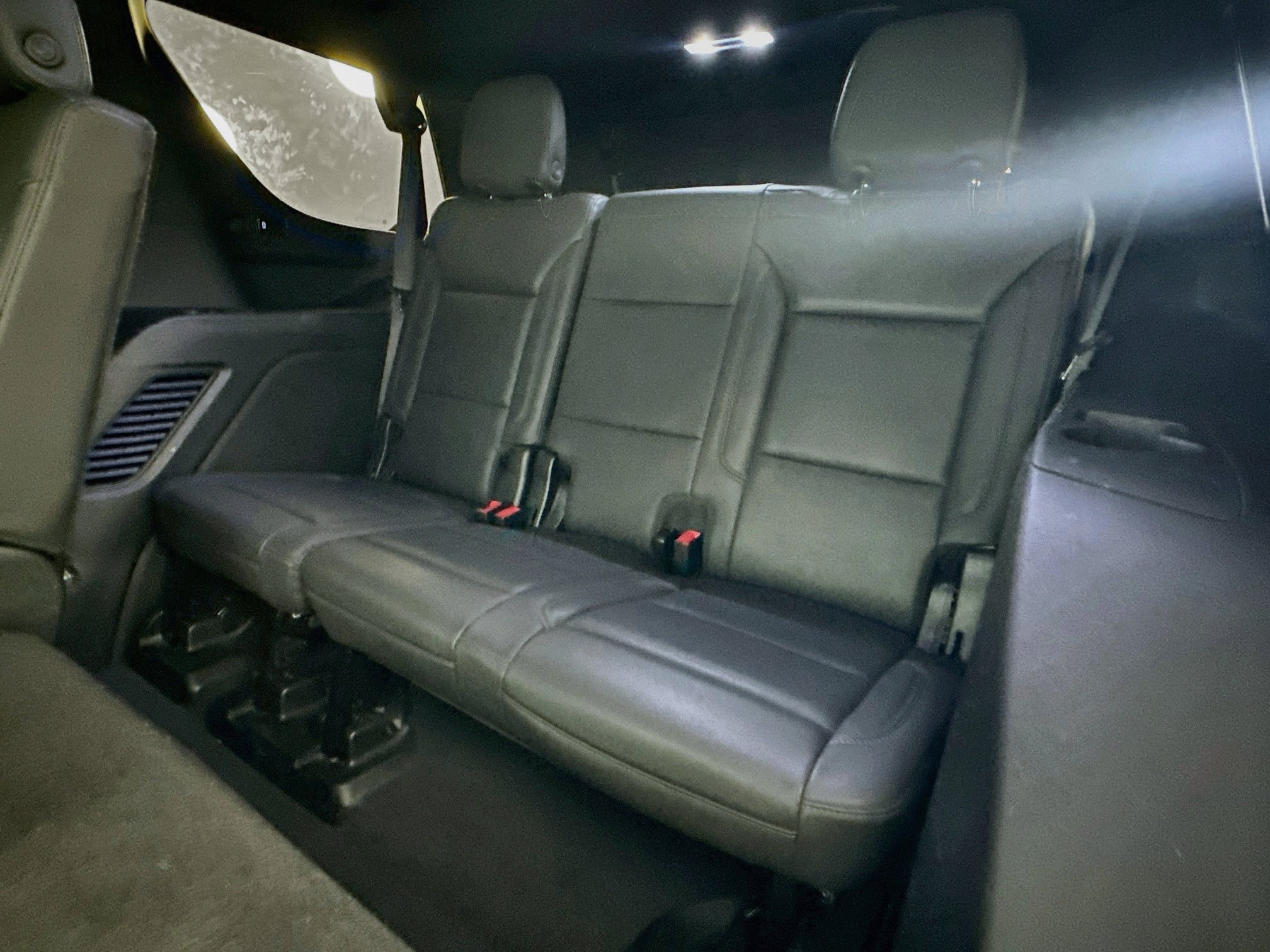 Used 2023 Chevrolet Tahoe LT w/ Luxury Package RWD image 29