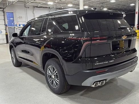 New 2026 Chevrolet Traverse LT w/ Driver Confidence Package image 7